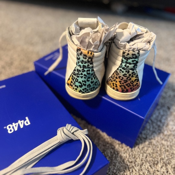 P448 Shoes - Picture 2 of 4